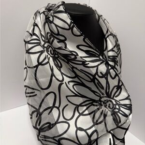 Floral Black and White Patterned scarf